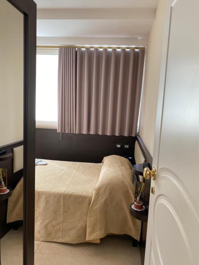 Grand Hotel Royal Помпеи Экстерьер фото